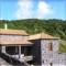 Casa de pedra com forno de lenha