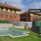 Bajo con gran jardin