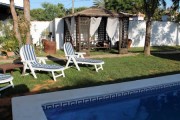 Foto Chiclana | Met aangename tuin met zwembad